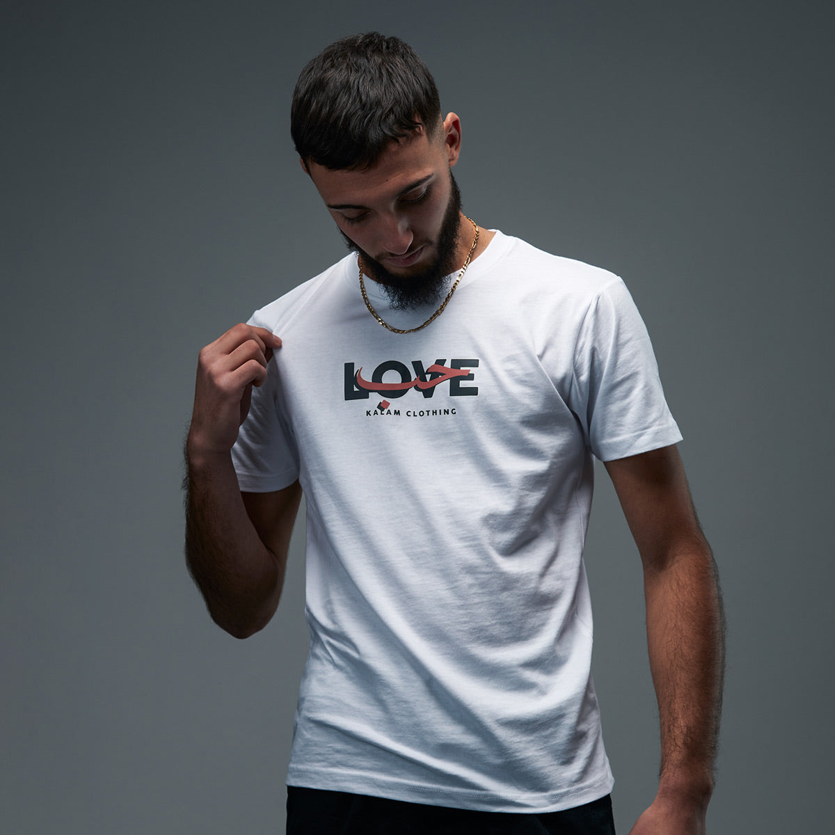 T-shirt arabe kalam clothing blanc avec imprime en arabe amour houb